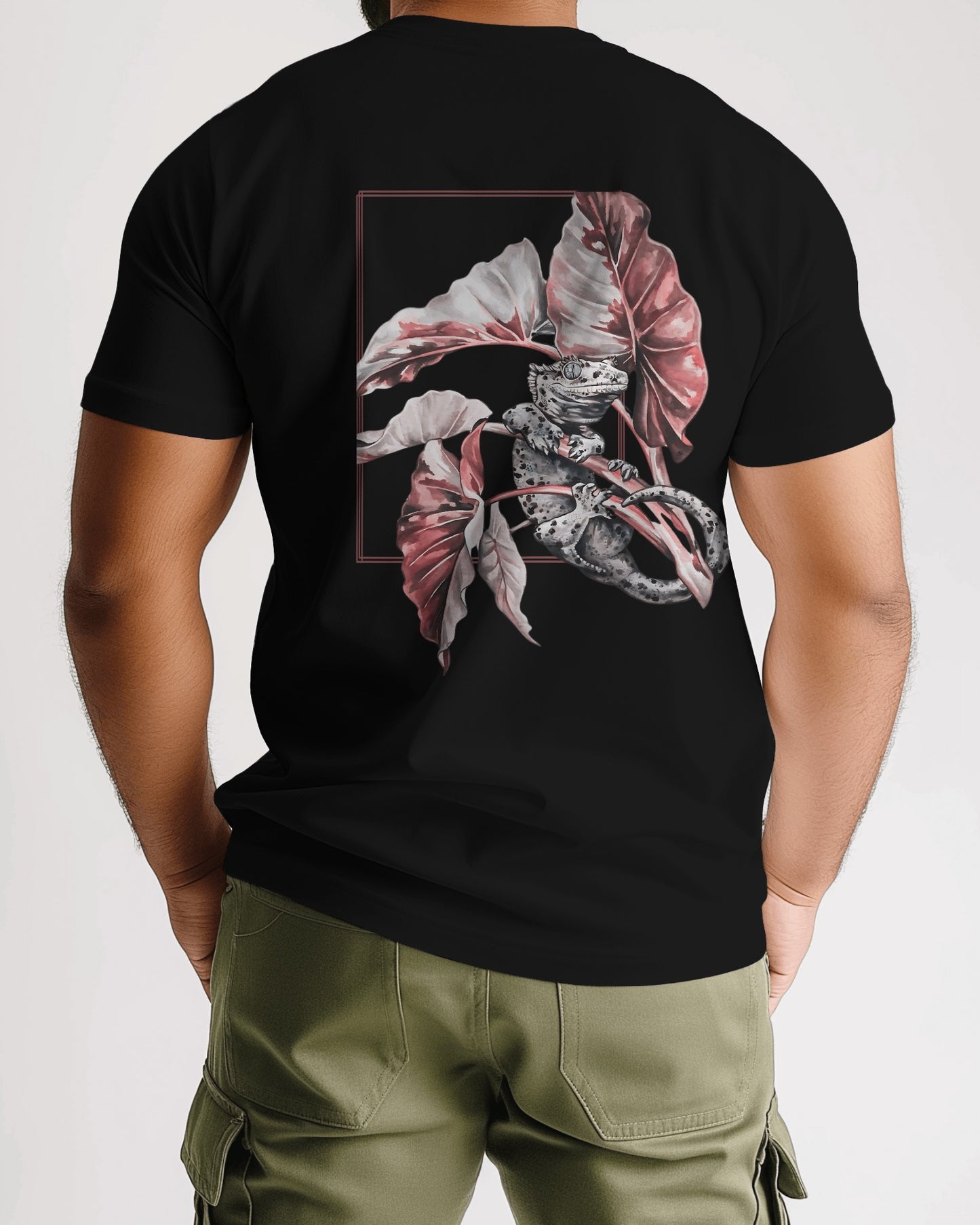 "Comfort Fit 'Gecko and Leaves' Graphic Black T-Shirt"
