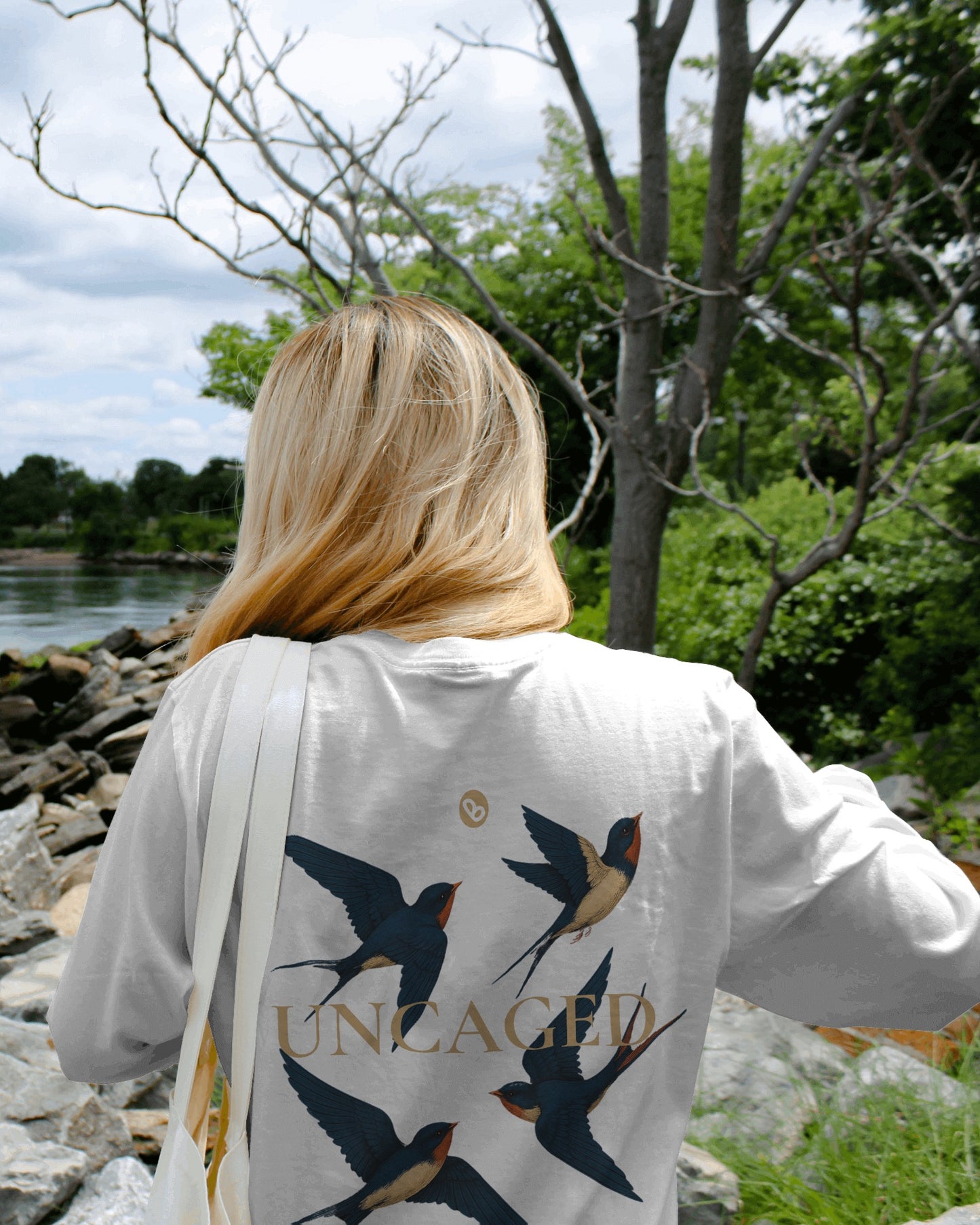 UNCAGED / FREE Dual Print Oversized T-Shirt – White