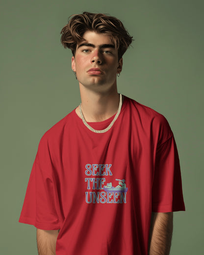 "Casual Fit 'Seek the Unseen' Graphic Red T-Shirt"